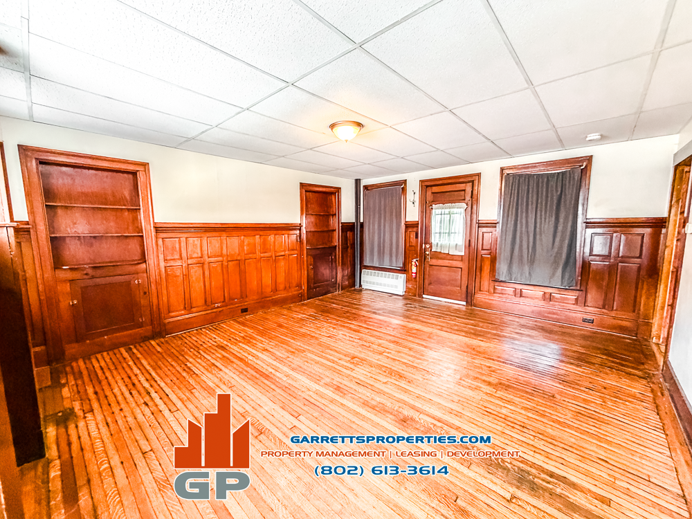 10 Loomis Street - Photo 2 of 8