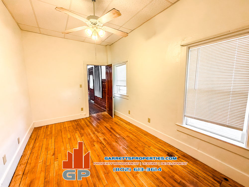 10 Loomis Street - Photo 7 of 8