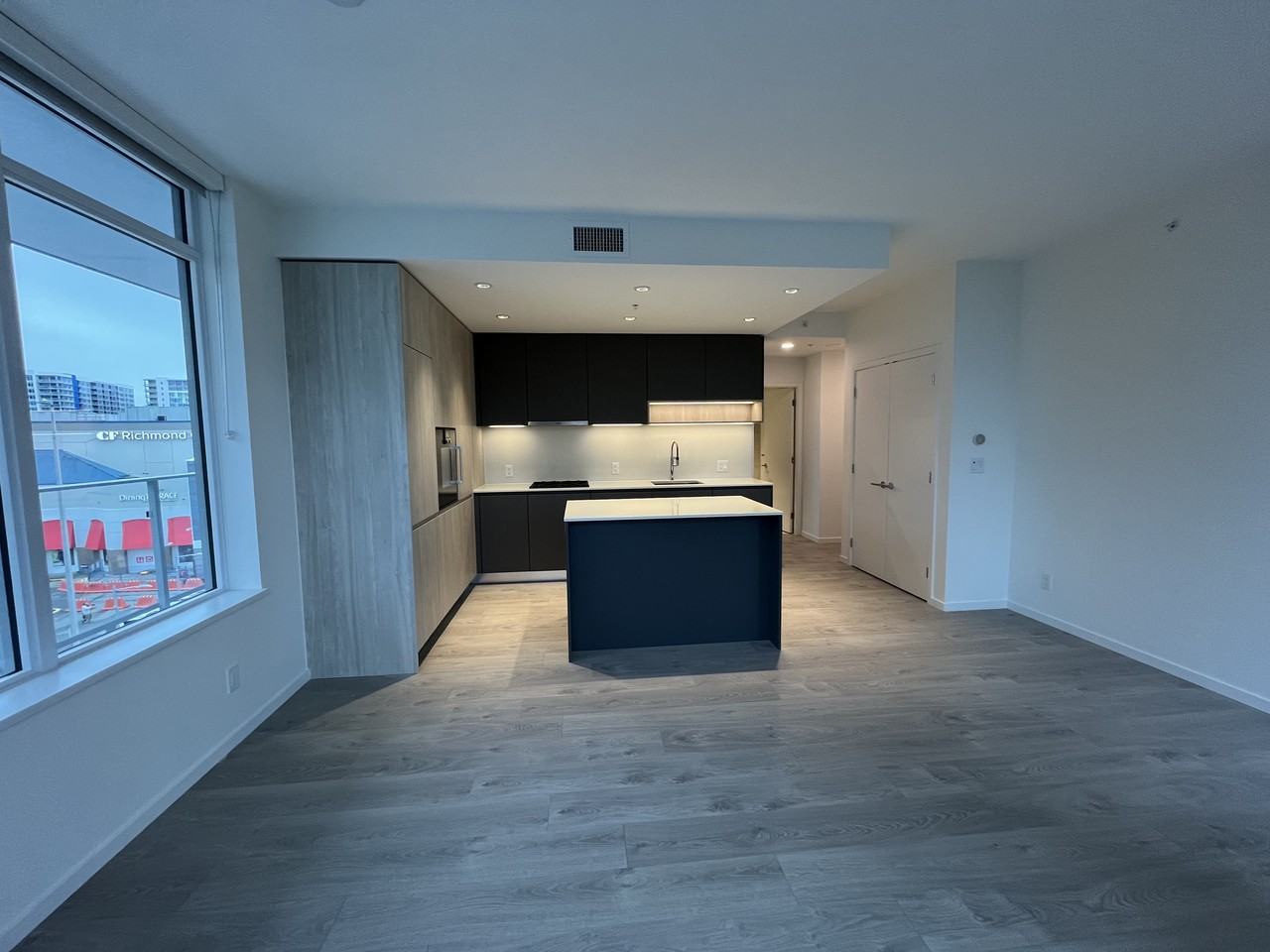 6200 Minoru Boulevard #401 - Photo 6 of 17