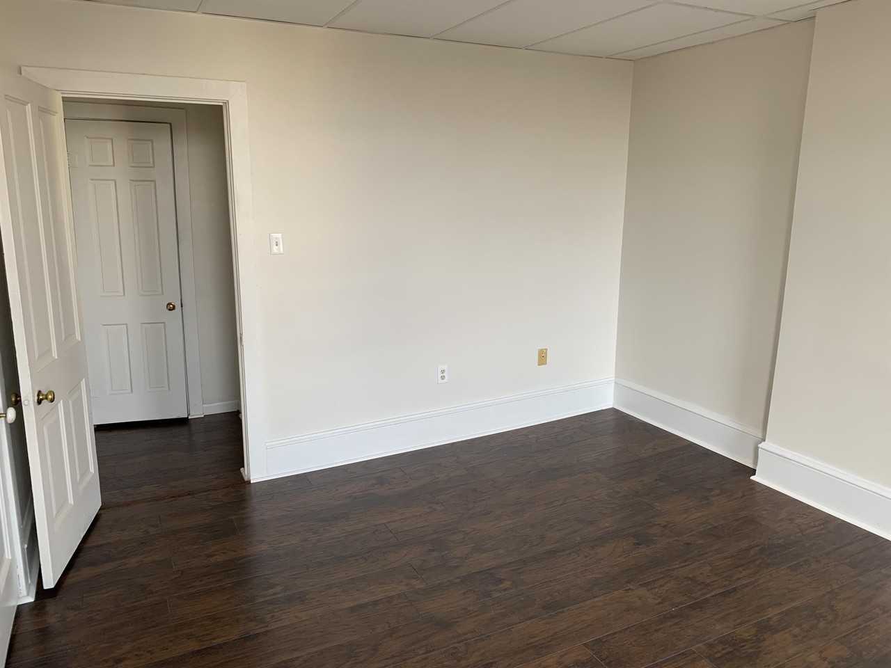 214-216 N Queen St - Photo 5 of 5