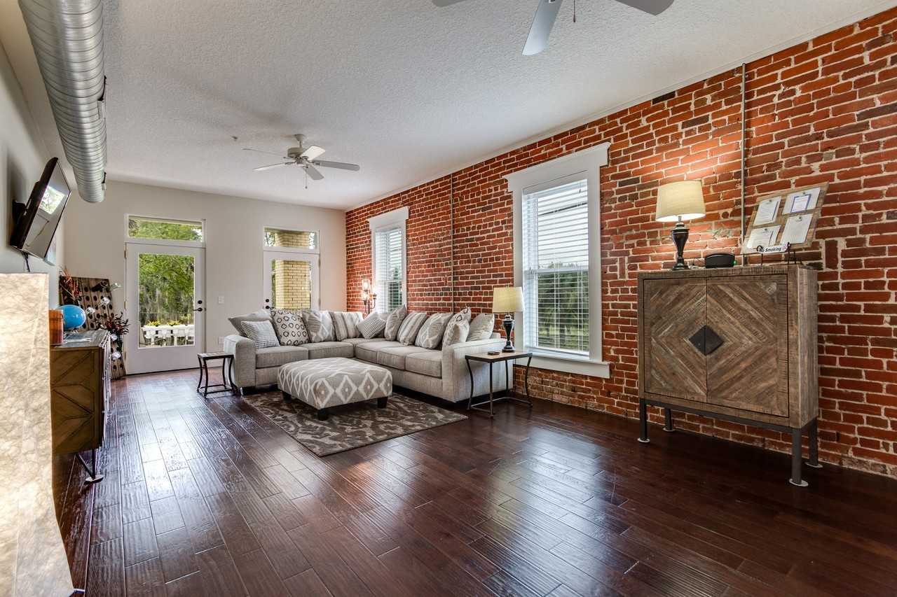 115 West 2nd Street - Photo 7 of 24