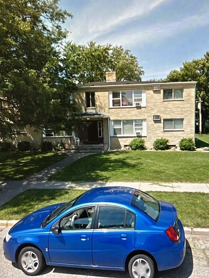 Bellflower Apartments - Photo 6 of 28