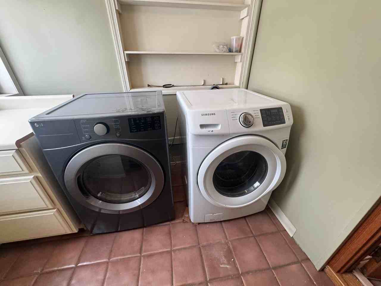 11 Linwood Ave - Photo 4 of 8