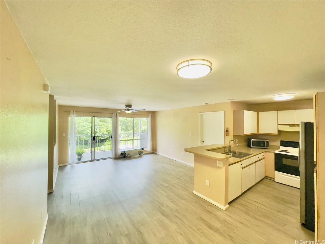 95-270 Waikalani Dr #A204 - Photo 3 of 18