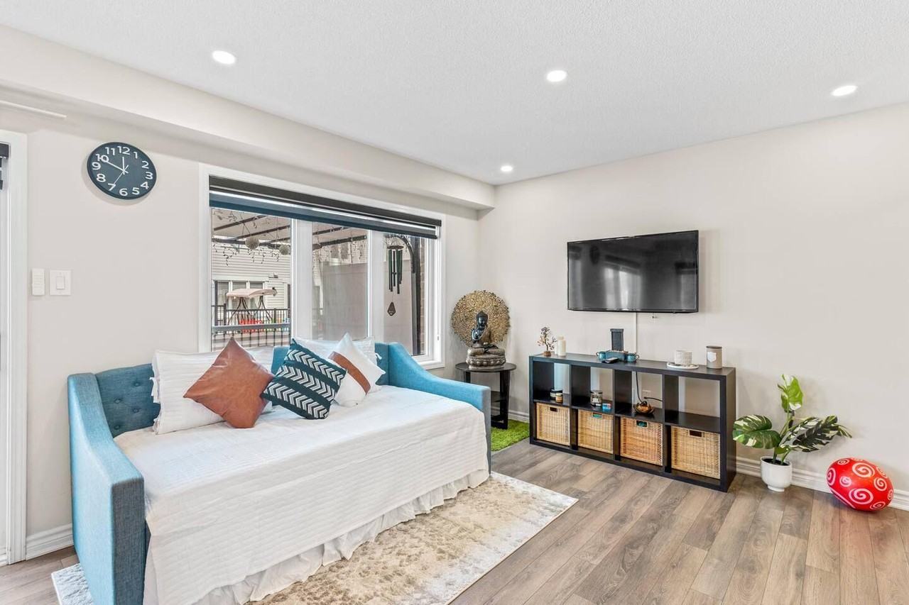 11 Eckford Lane - Photo 4 of 22