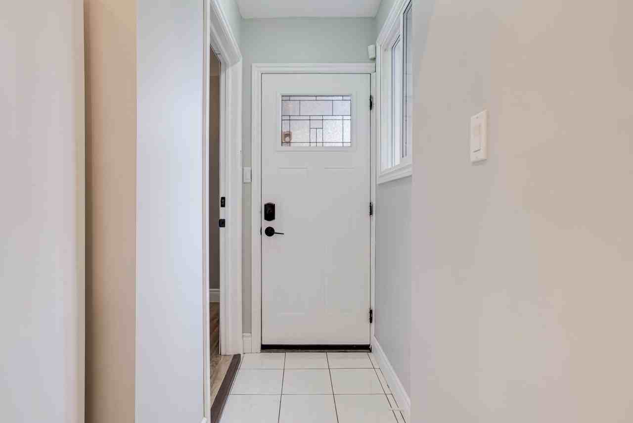 47 Harvey St #MAIN - Photo 3 of 21