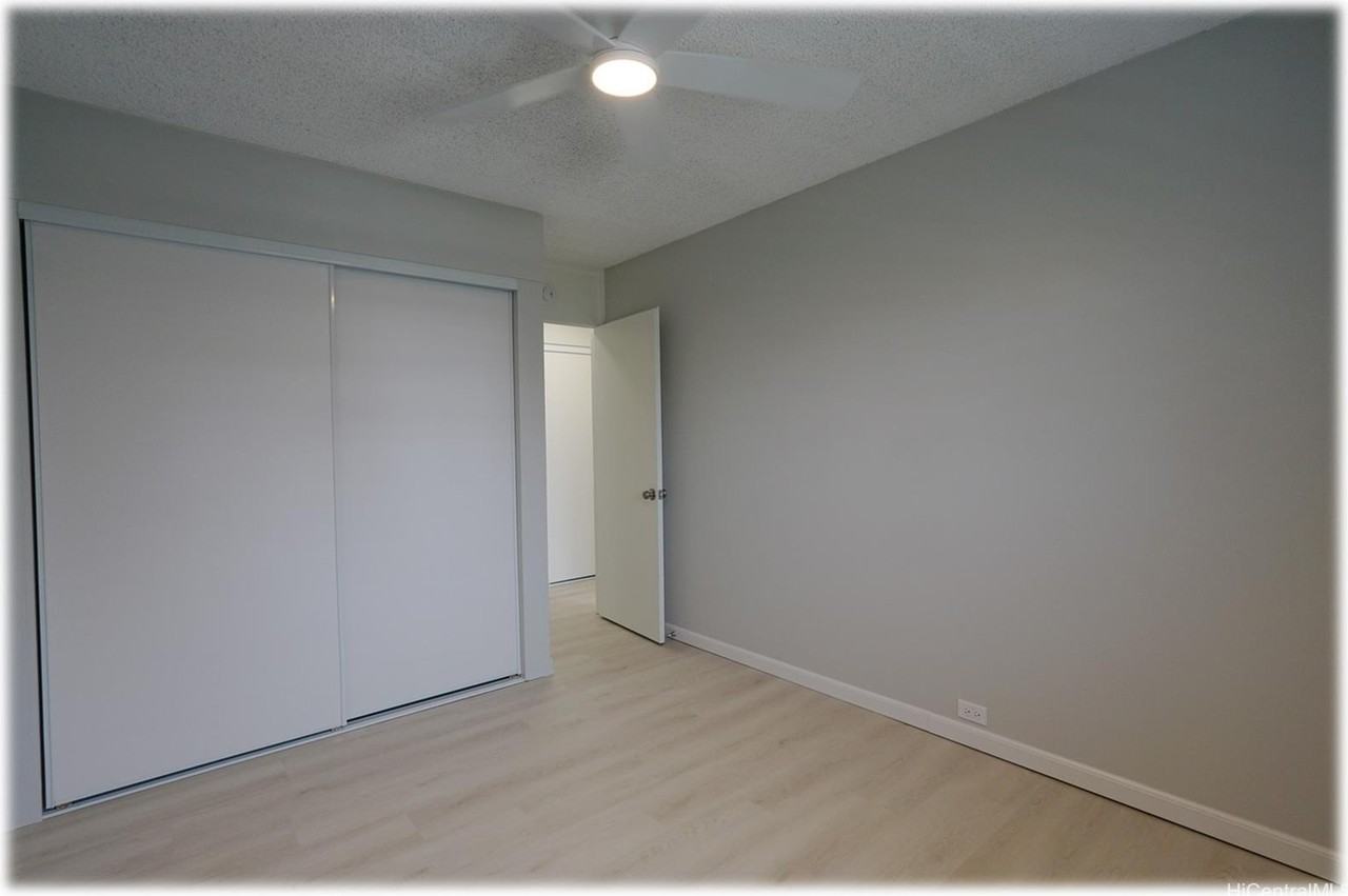 509 University Ave #1004 - Photo 6 of 21