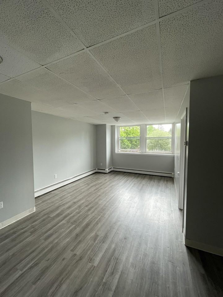 179 Grand Street - Photo 3 of 21