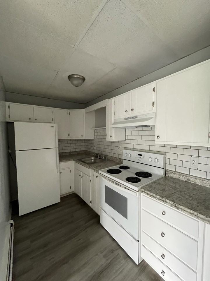 179 Grand Street - Photo 4 of 21