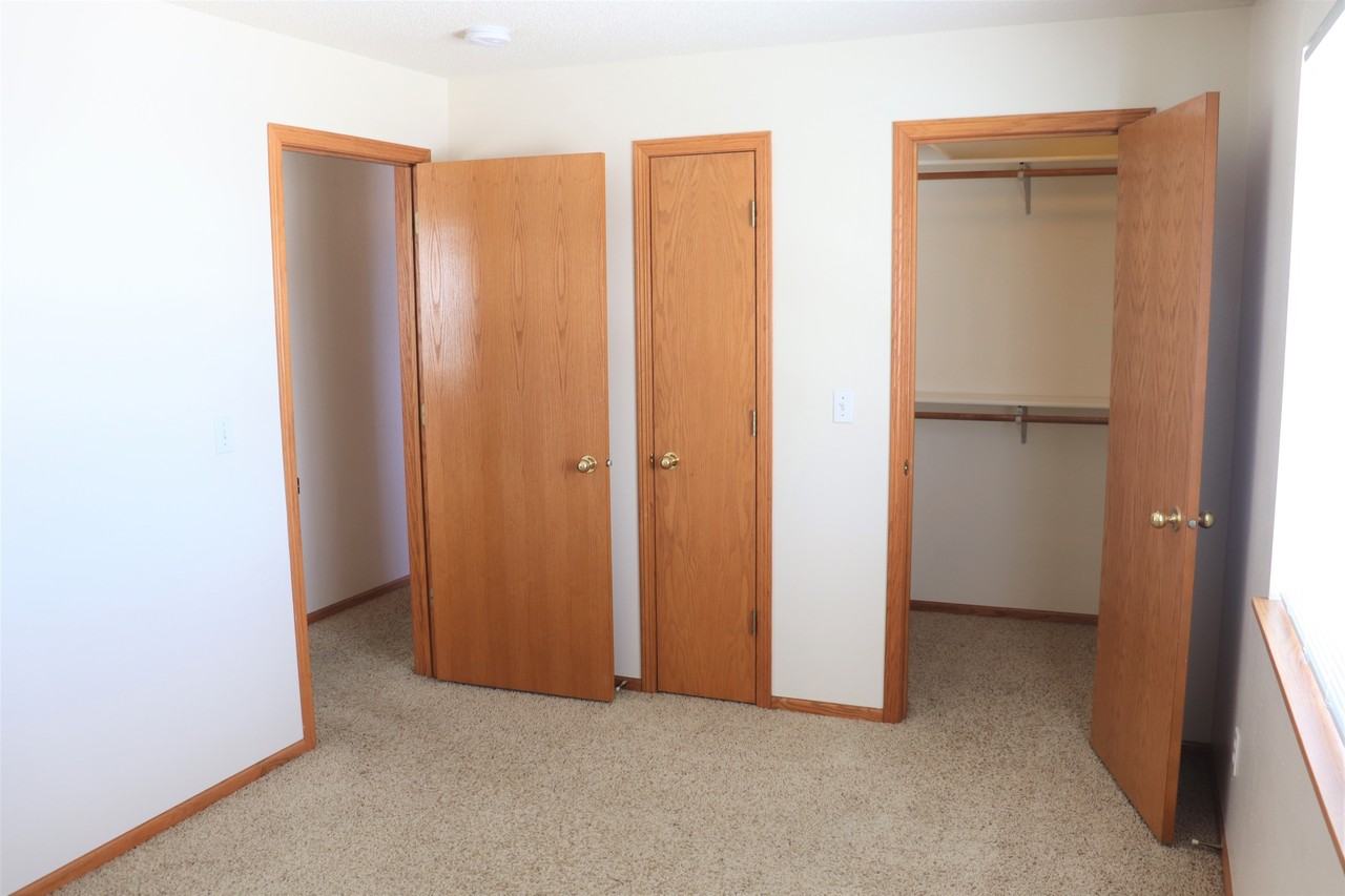 3517 Queen Dr - Photo 6 of 11