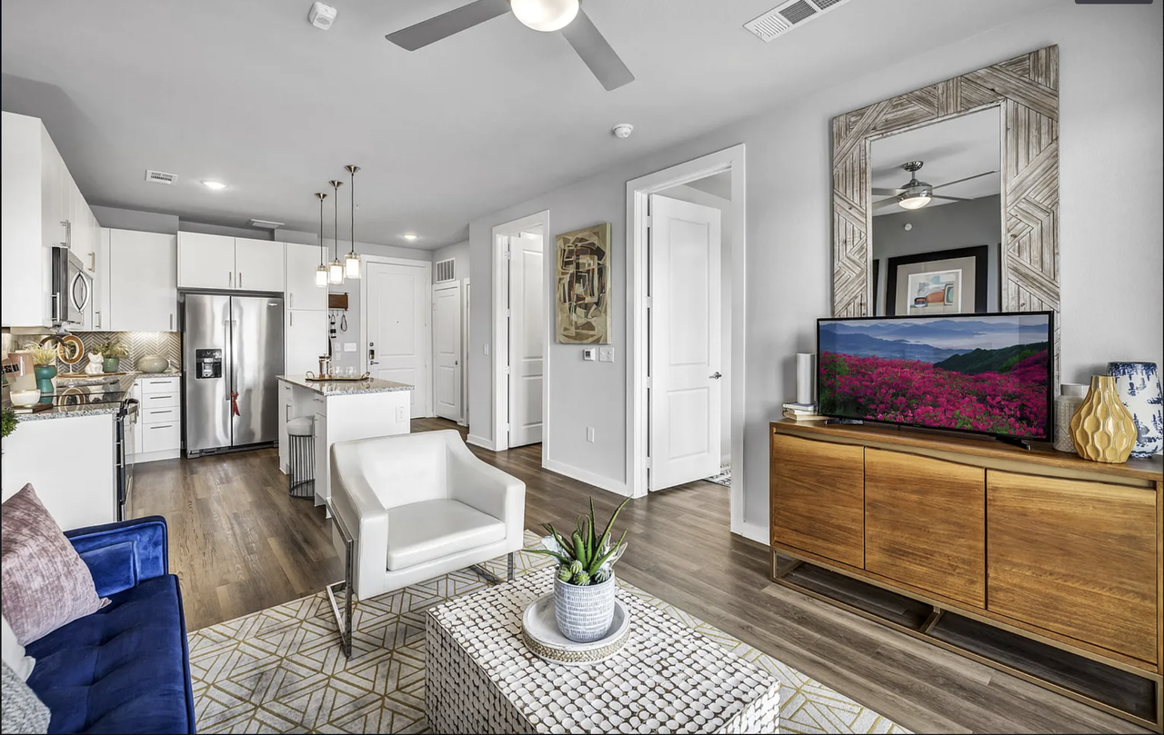 Glenview Dr & City Point Dr #1321 - Photo 4 of 21