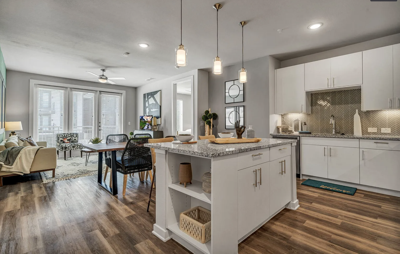 Glenview Dr & City Point Dr #1321 - Photo 2 of 21