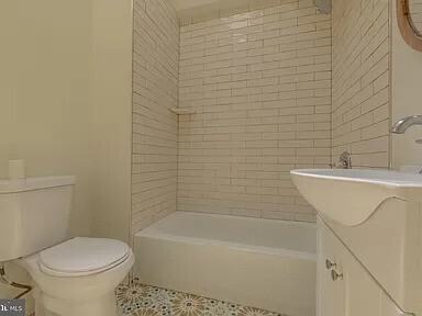 5432 Springfield Avenue - Photo 3 of 10