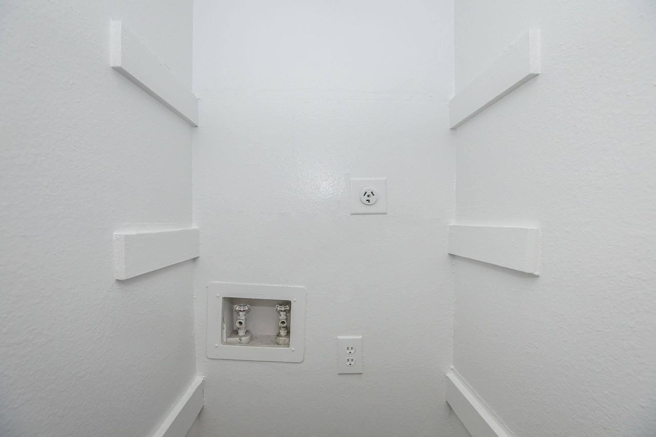 Interlace - Photo 7 of 48