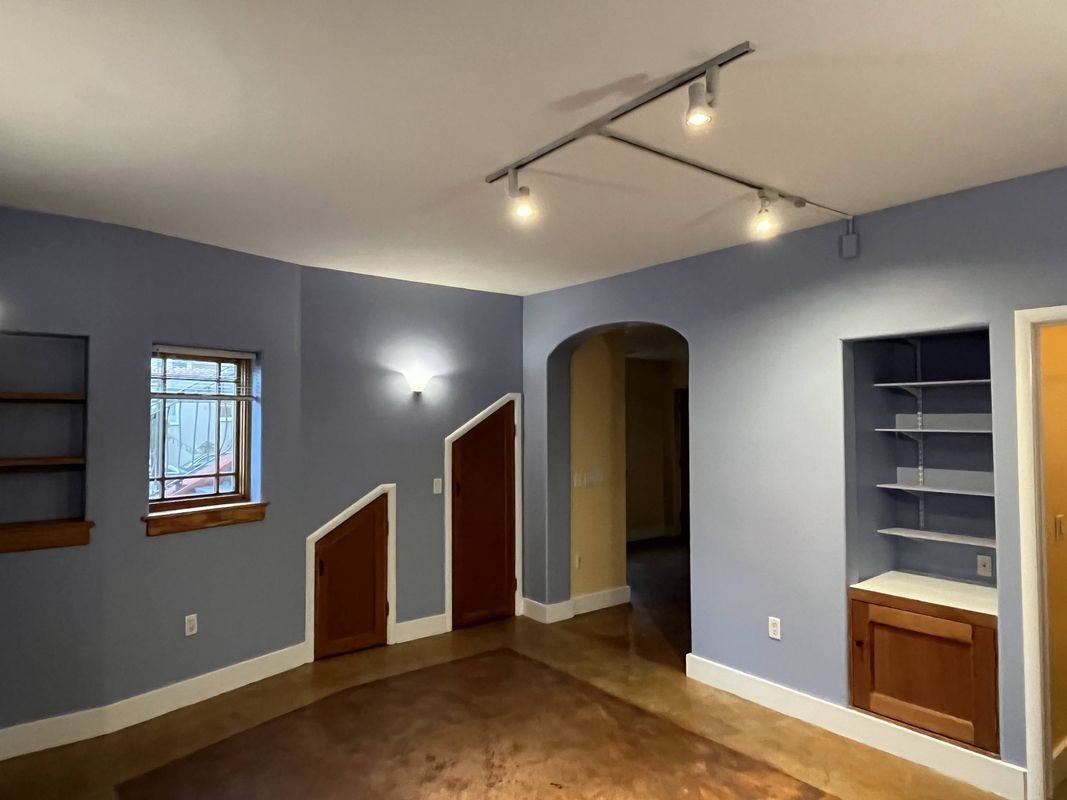 306 Warwick Ave - Photo 3 of 24