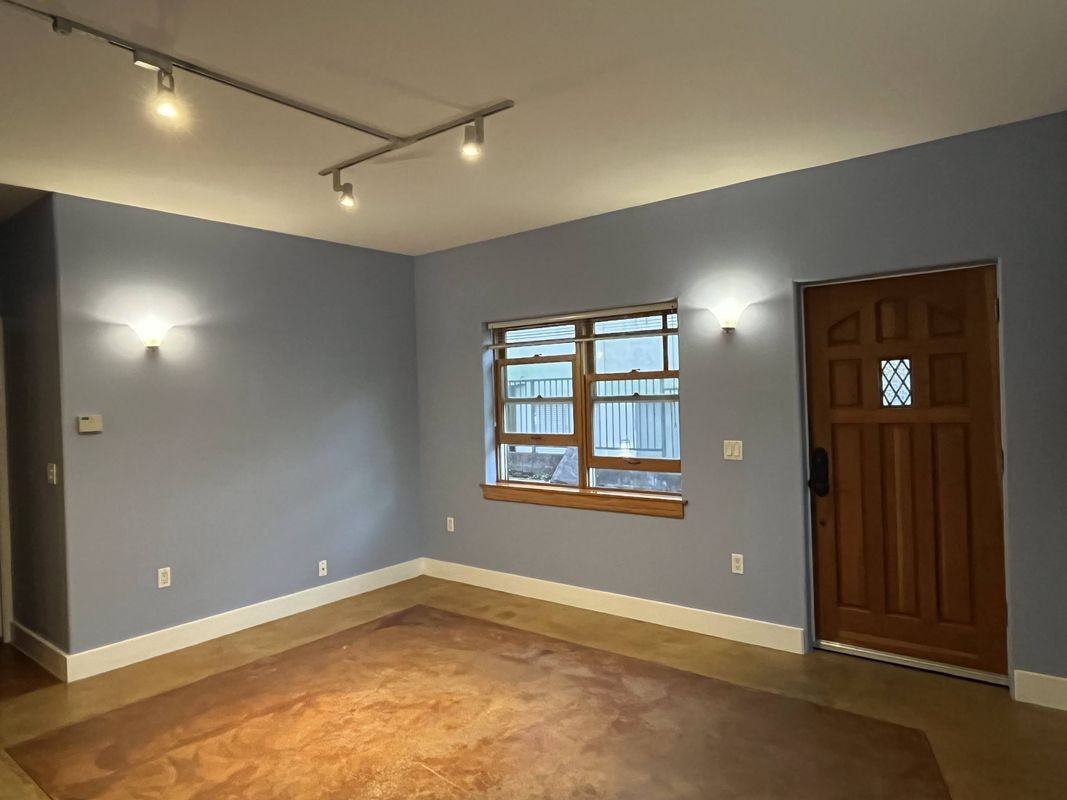 306 Warwick Ave - Photo 5 of 24