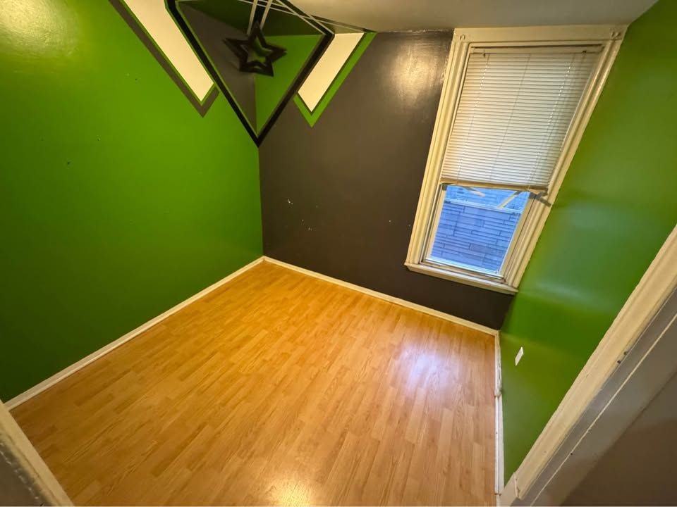 455 2nd St ##2 - Photo 5 of 23