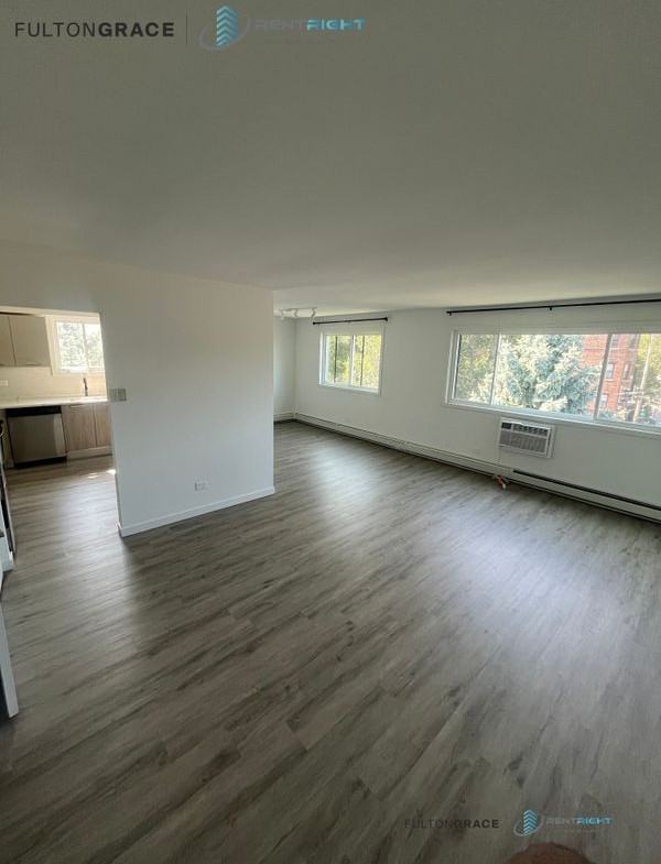 7621 N Sheridan Rd - Photo 2 of 15