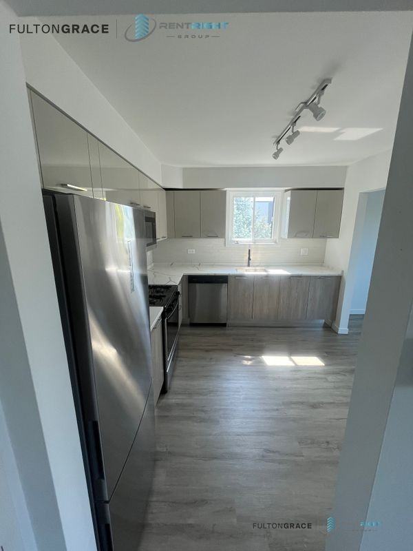 7621 N Sheridan Rd - Photo 6 of 15