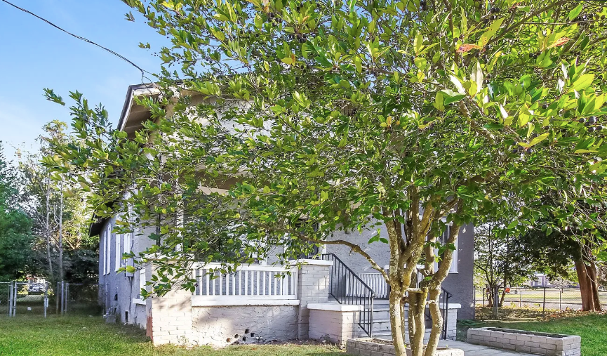 1140 Beman St - Photo 2 of 14