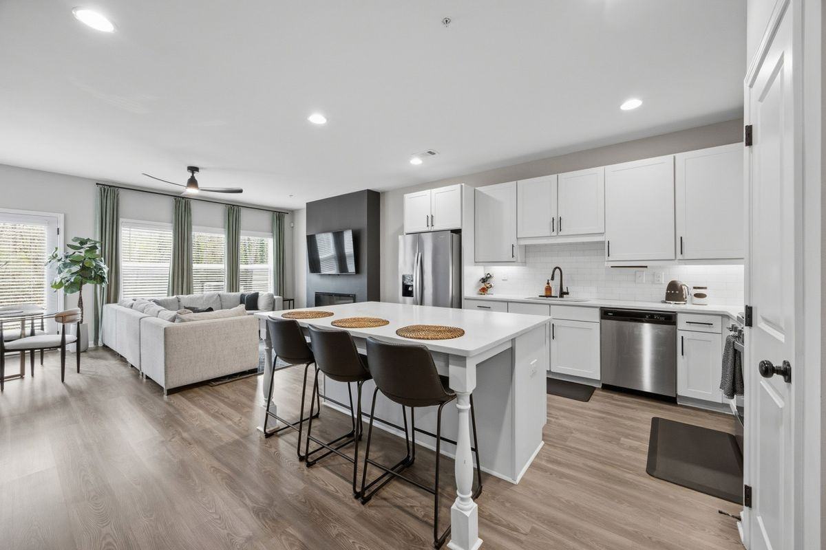 2905 Ilir Mnr Nw - Photo 6 of 26