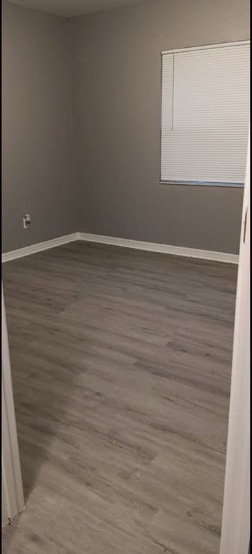 523 Oak Ave - Photo 5 of 11