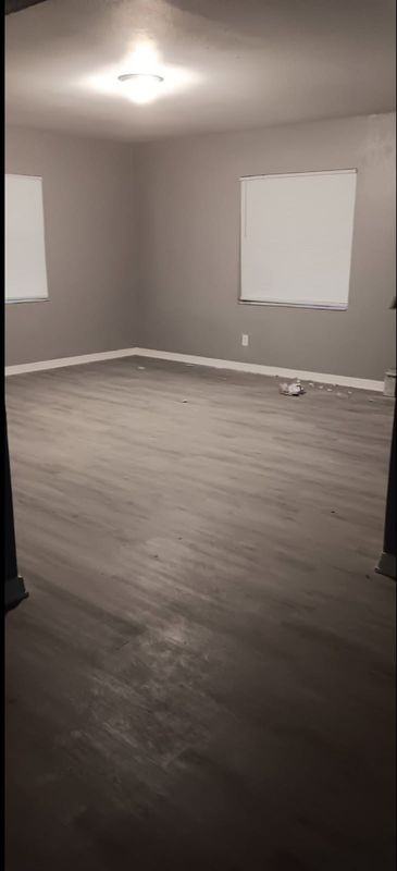 523 Oak Ave - Photo 7 of 11