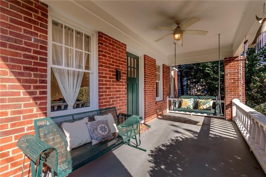 628 Cooledge Ave Ne - Photo 4 of 50