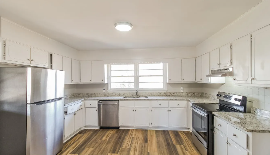 106 Cumberland Rd - Photo 2 of 12