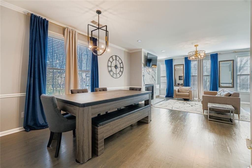 6414 Queens Court Trce ##7 - Photo 7 of 24