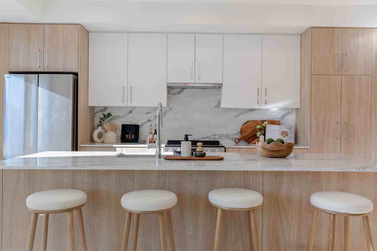 32110 Hillcrest Avenue - Photo 4 of 28