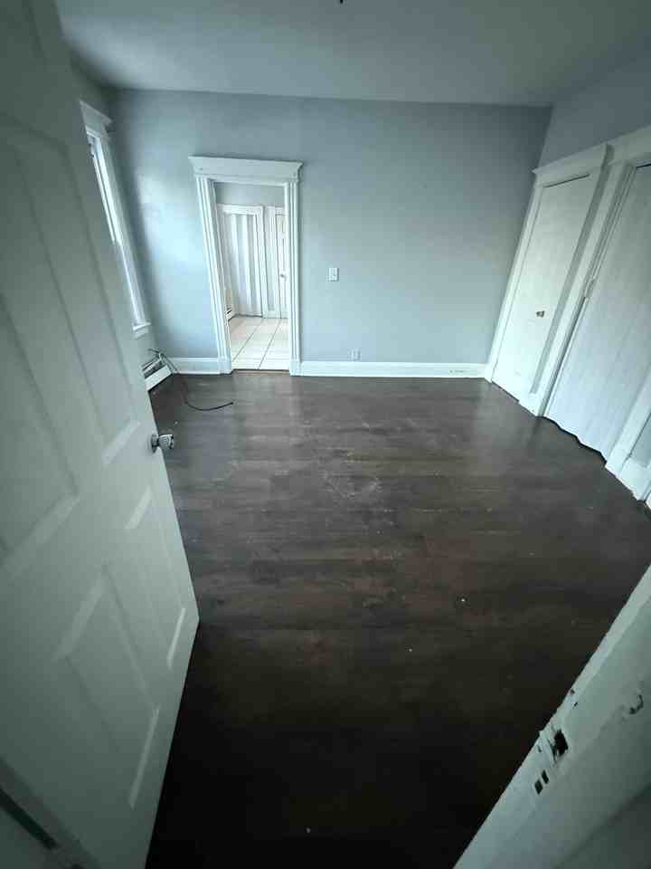 1037 Capitol Avenue #2W - Photo 4 of 17