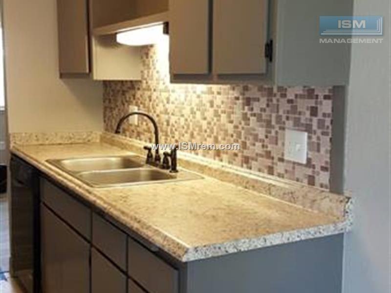 Lake Boulevard Apartment Homes - Photo 2 of 9