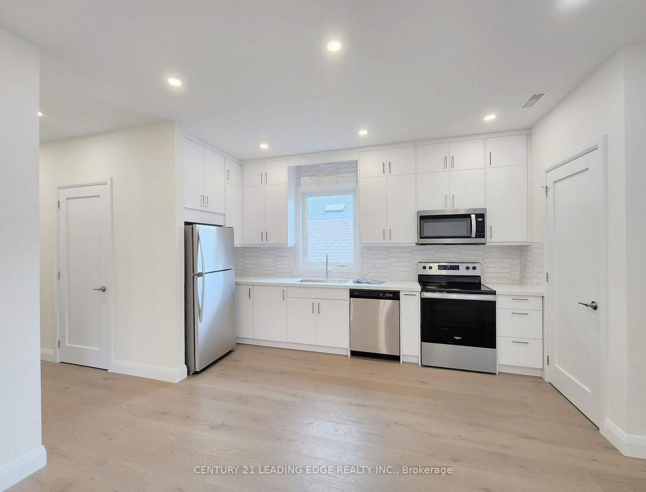 346 Lauder Avenue - Photo 5 of 15