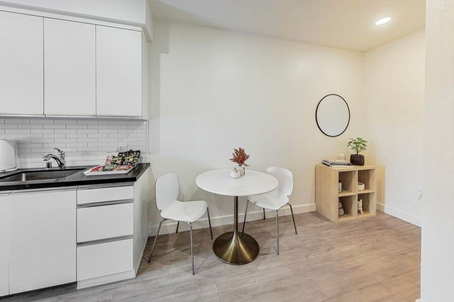 411 29th Street - Photo 4 of 29