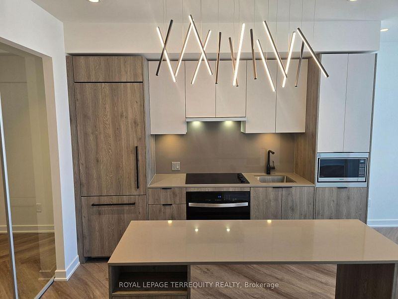 1007 The Queensway #906 - Photo 6 of 15