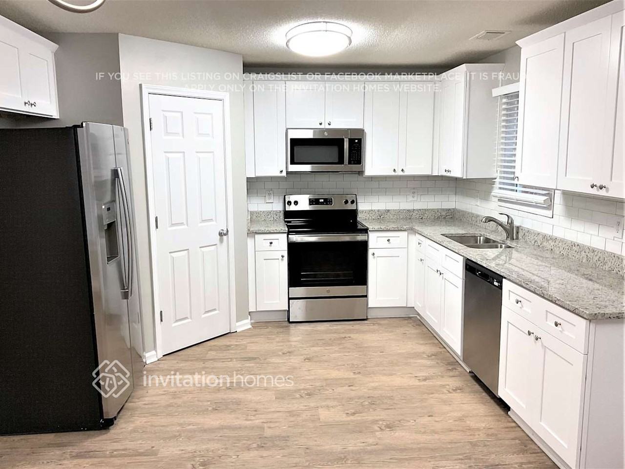 3785 Pine Village Pl - Photo 3 of 10