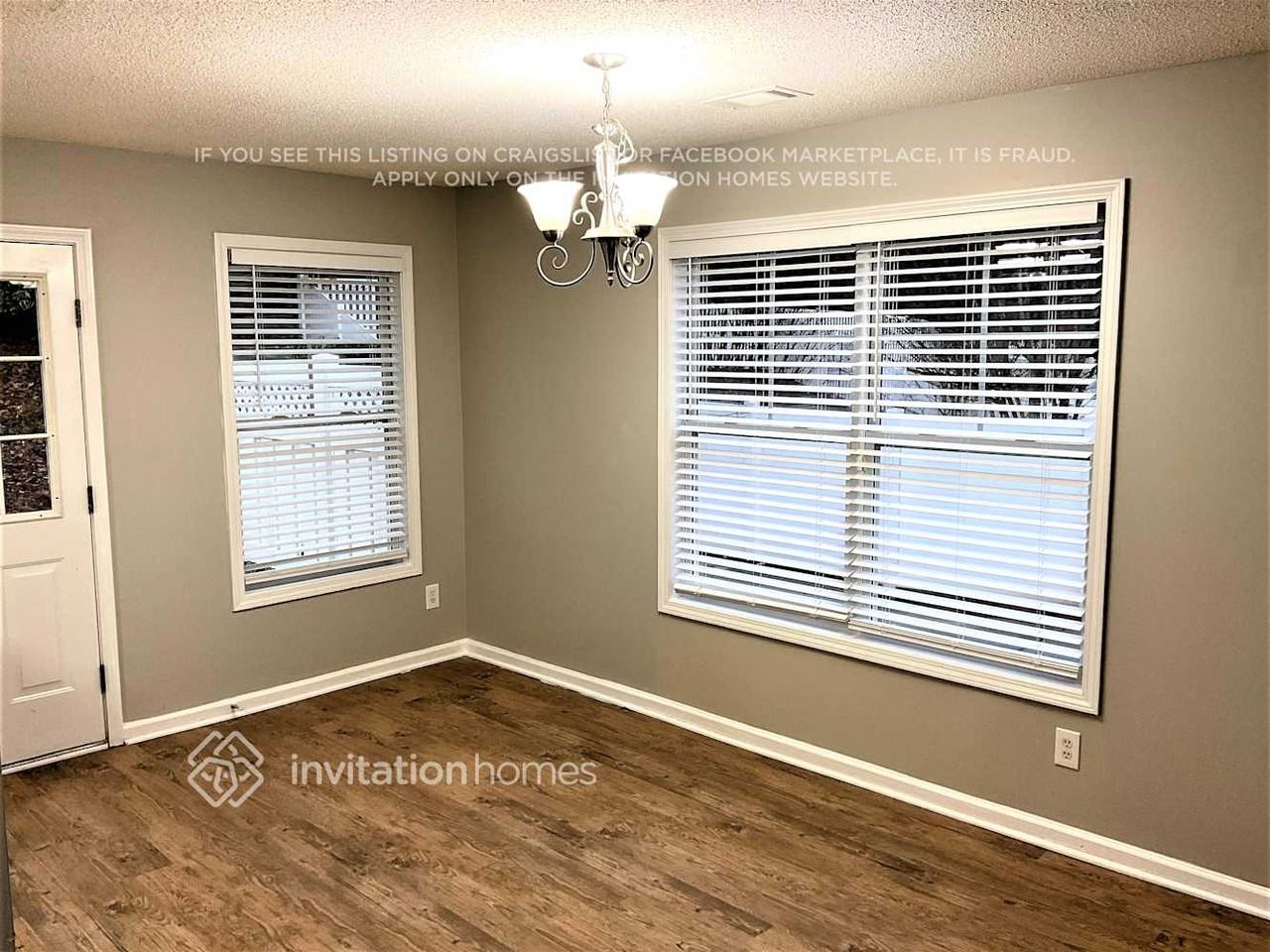 3785 Pine Village Pl - Photo 4 of 10