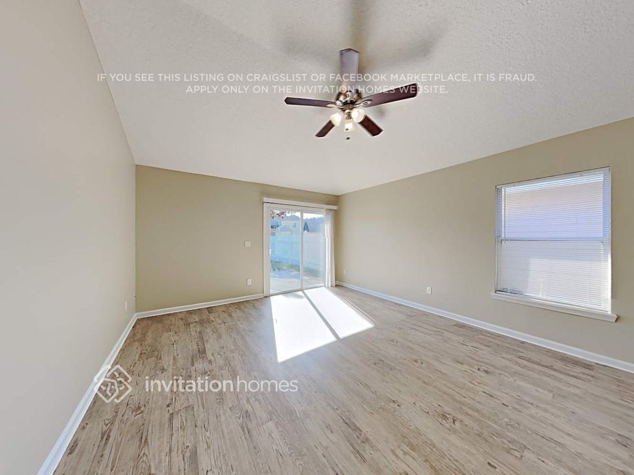 3636 Live Oak Hollow Dr - Photo 4 of 21