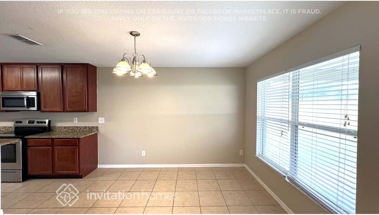 365 Marco Ct - Photo 6 of 16