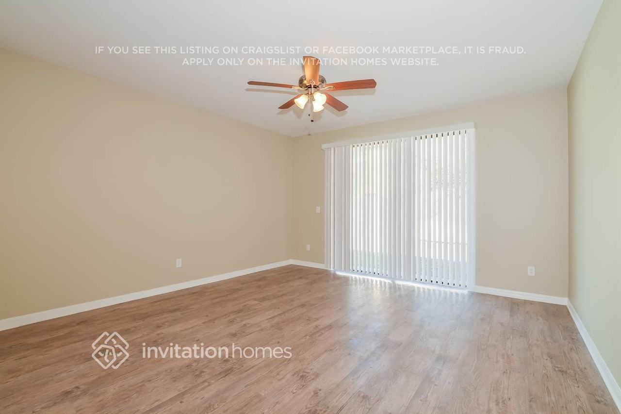 9115 Tivoli Chase Dr - Photo 4 of 17