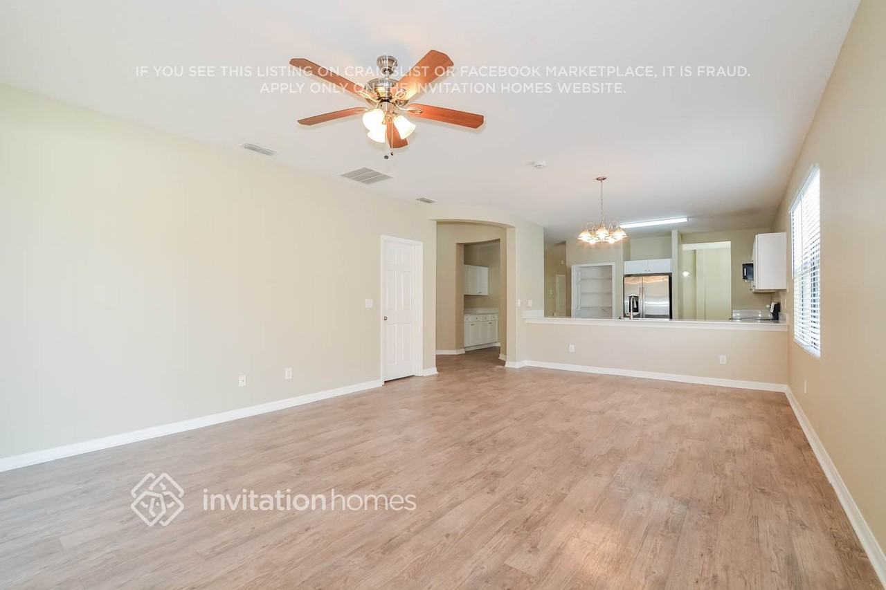 9115 Tivoli Chase Dr - Photo 5 of 17