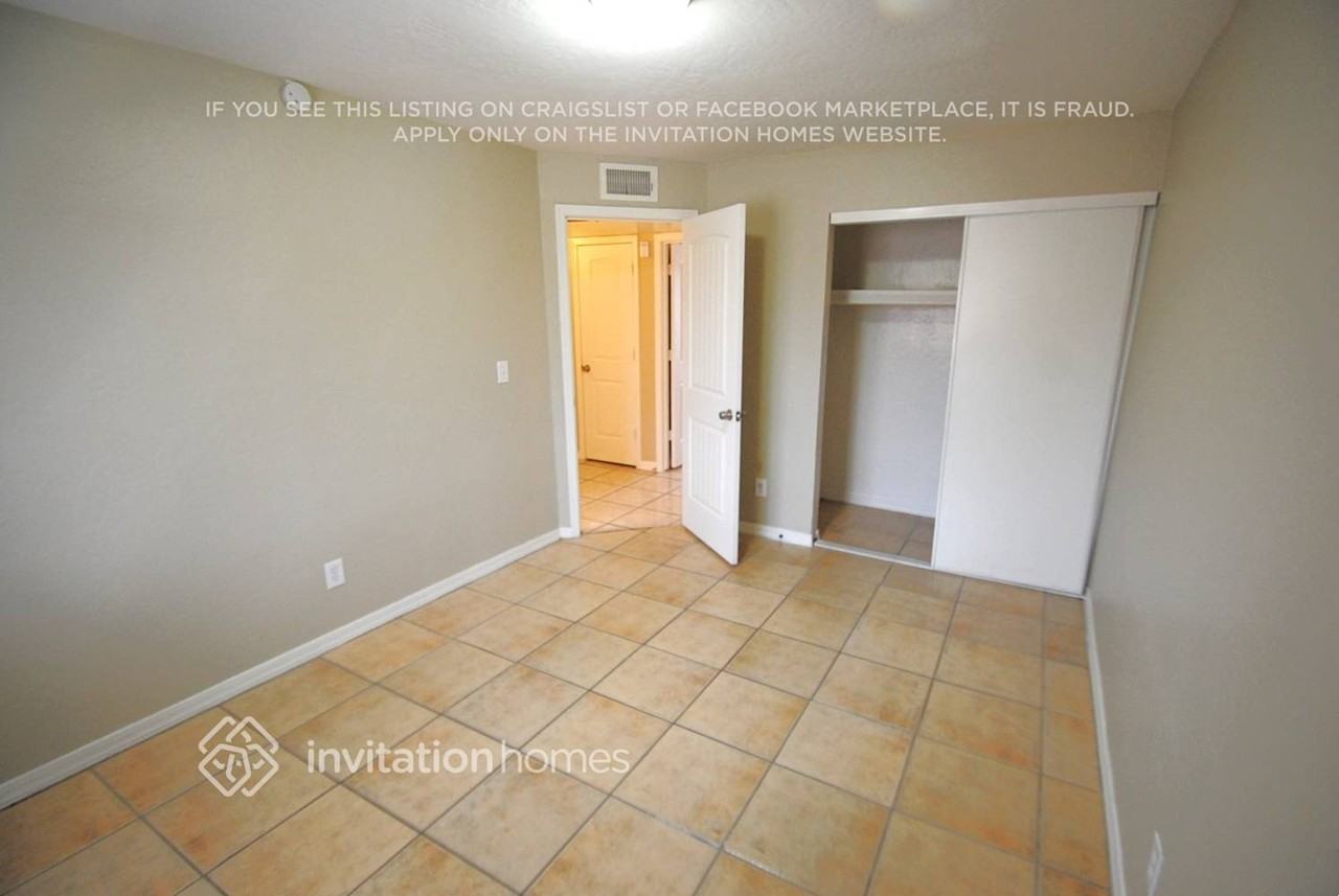 6755 W Catalina Dr - Photo 6 of 10