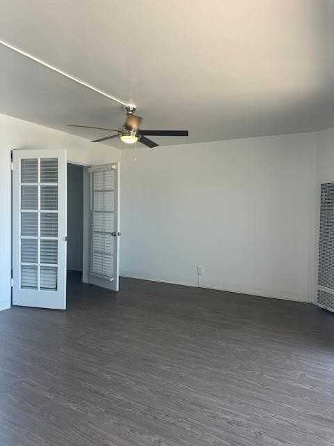 Long Beach Terraces - Photo 7 of 27