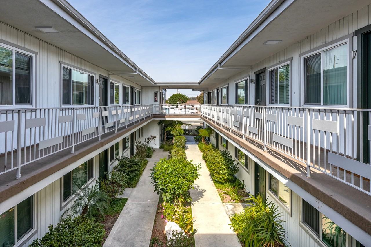 3316 W. Carson Street - Photo 7 of 50