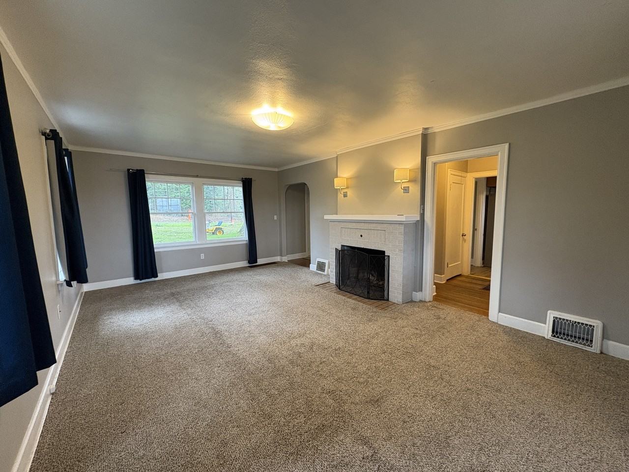 16093 Sw Roy Rogers Rd #1 - Photo 4 of 44