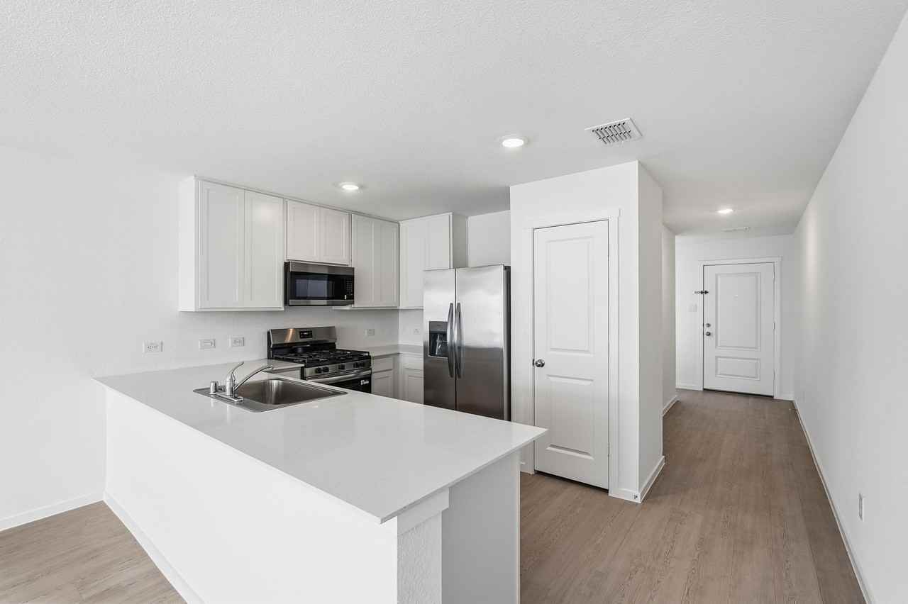 1036 Calley Pear Trl #1 - Photo 4 of 40