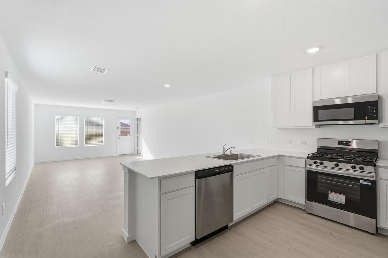 1036 Calley Pear Trl #1 - Photo 7 of 40