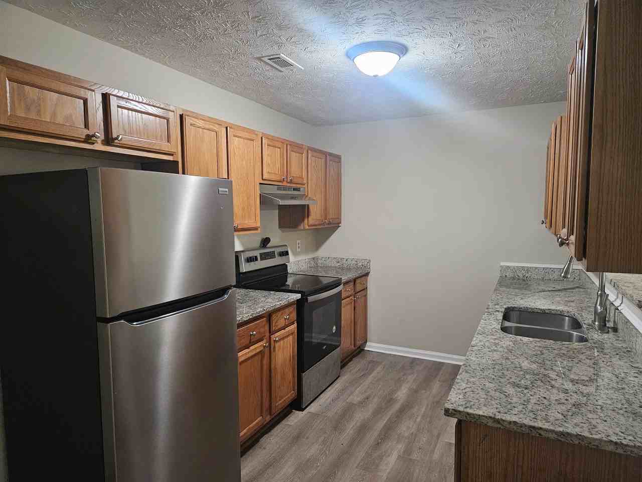 1104A Micha Way - Photo 3 of 11
