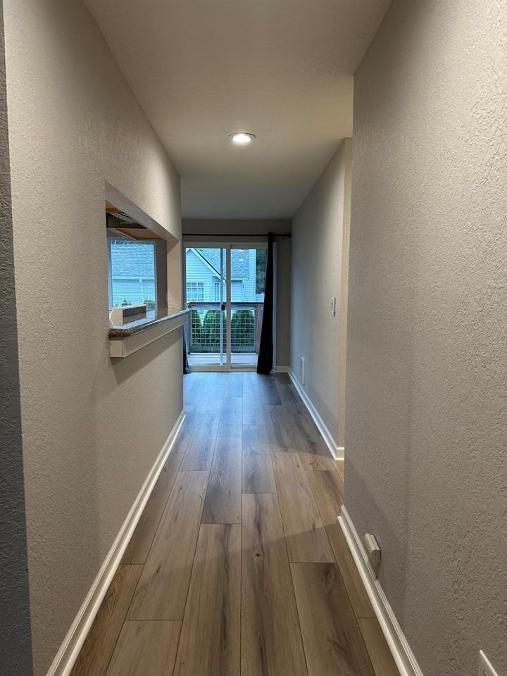 319 E Park St #4 - Photo 4 of 19